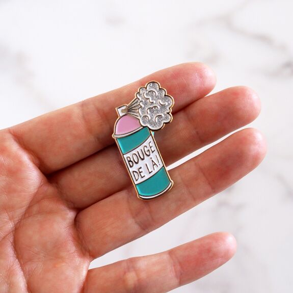 Pin's émaillé "Bouge de là" MC Solaar