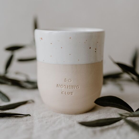 Mug en grès Do Nothing Club