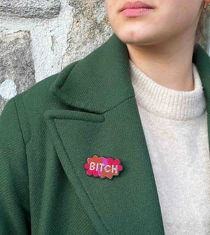Broche Bitch