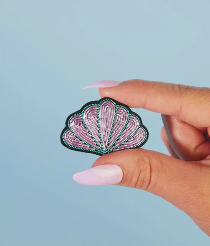 Broche Coquillage irisé