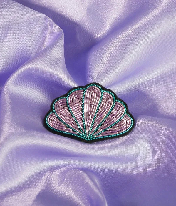 Broche Coquillage irisé