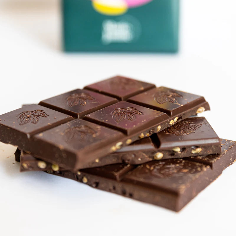 Chocolat noir aux graines de chanvre