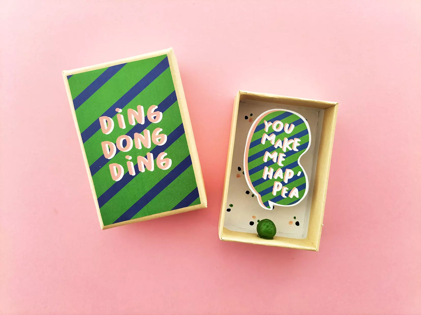 Boîte à message d'amour petit pois