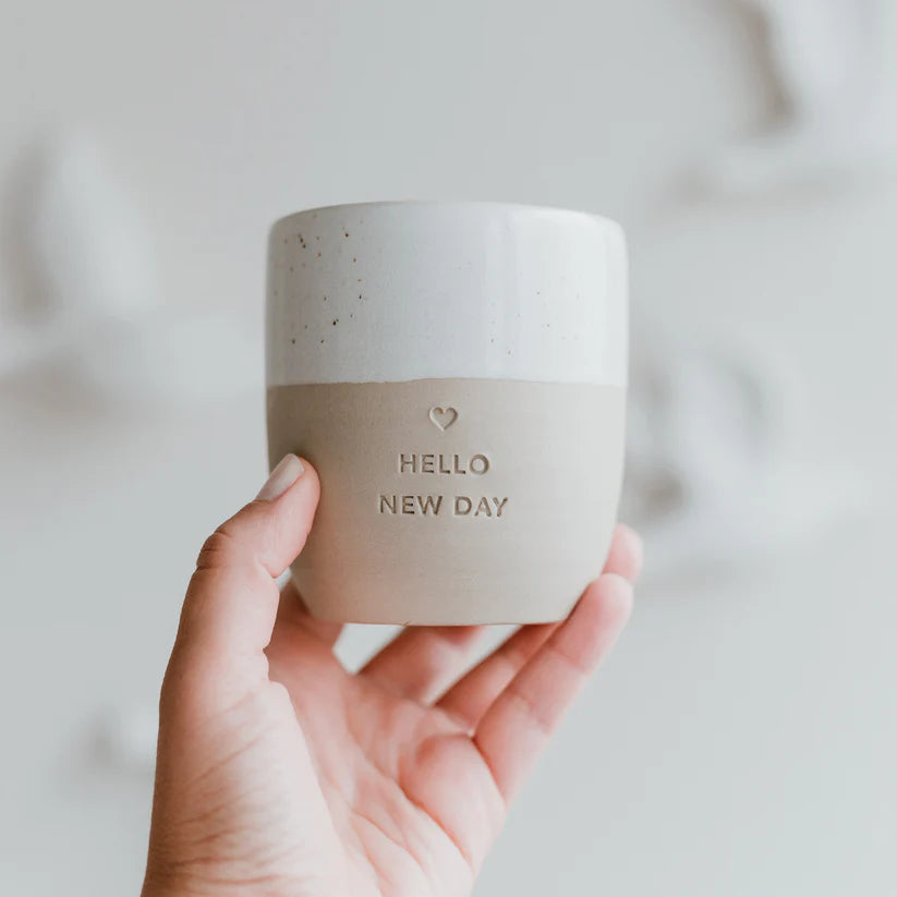 Mug en grès Hello New Day