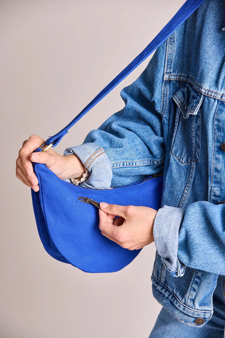 Sac banane Andrea - Bleu électrique